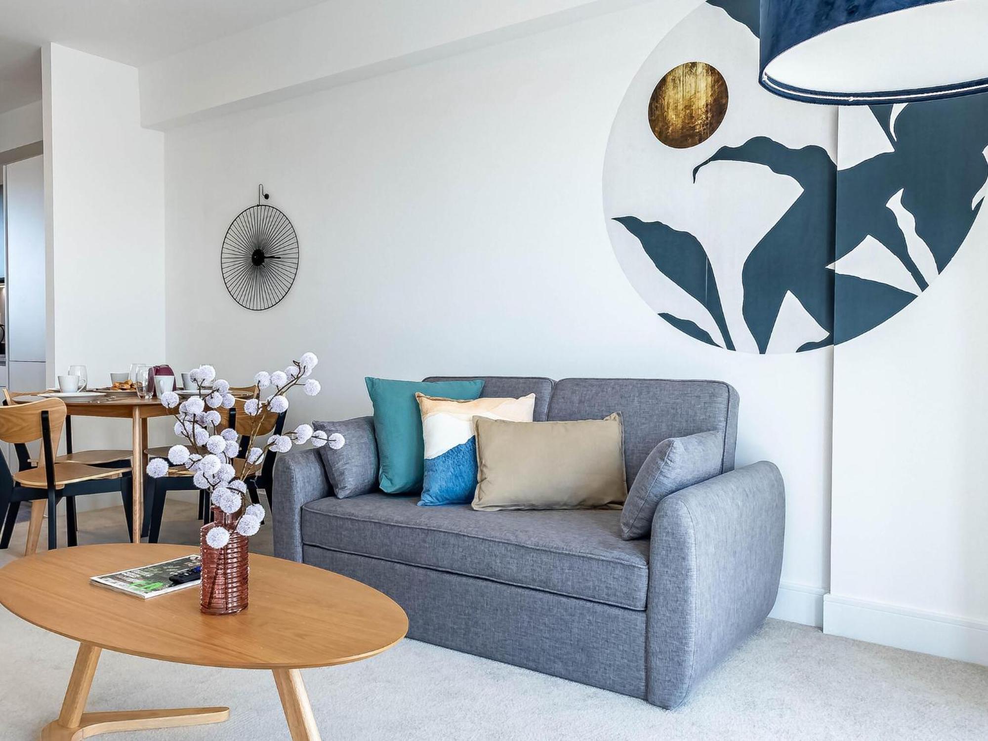 Modern Apartments With Balcony In Merton Near Wimbledon By Sojo Stay Mitcham Exterior photo