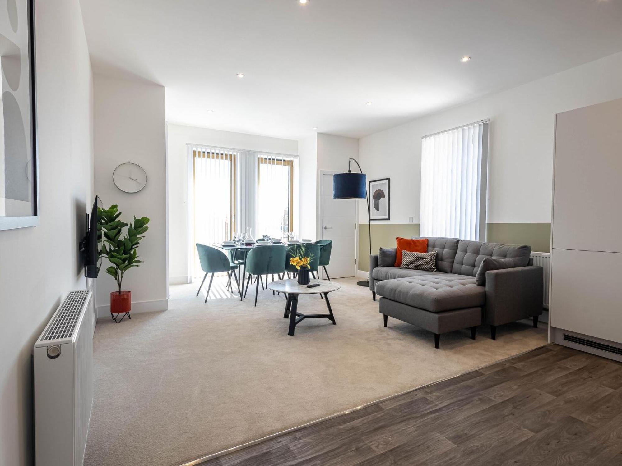Modern Apartments With Balcony In Merton Near Wimbledon By Sojo Stay Mitcham Exterior photo