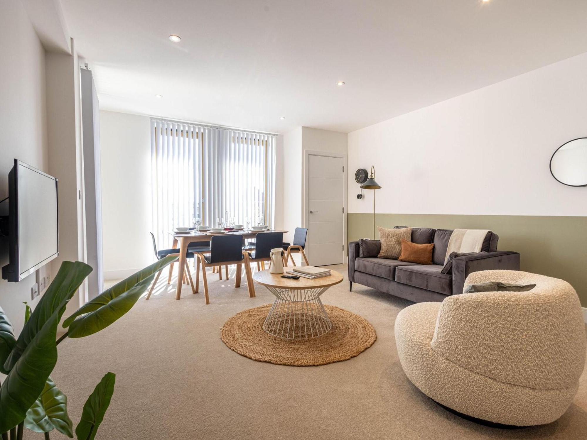 Modern Apartments With Balcony In Merton Near Wimbledon By Sojo Stay Mitcham Exterior photo